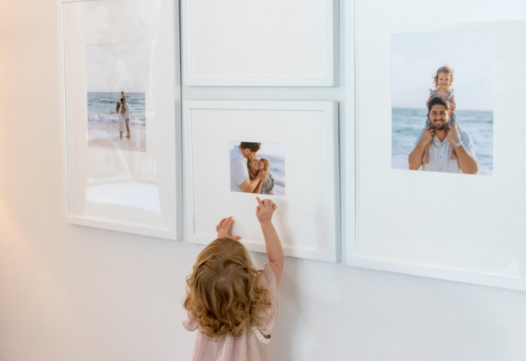 How to involve kids in creating a gallery wall layout of family memories